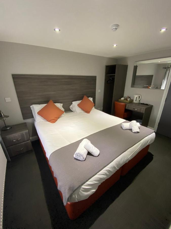Blackbull Hotel Tarbolton Eksteriør billede